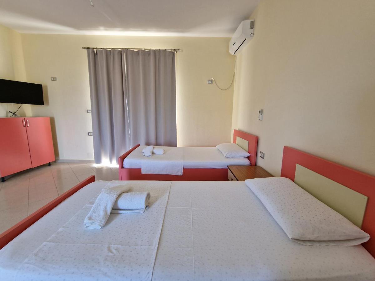 Harizi Apartments Ksamil Extérieur photo